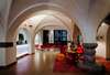 hotel_img